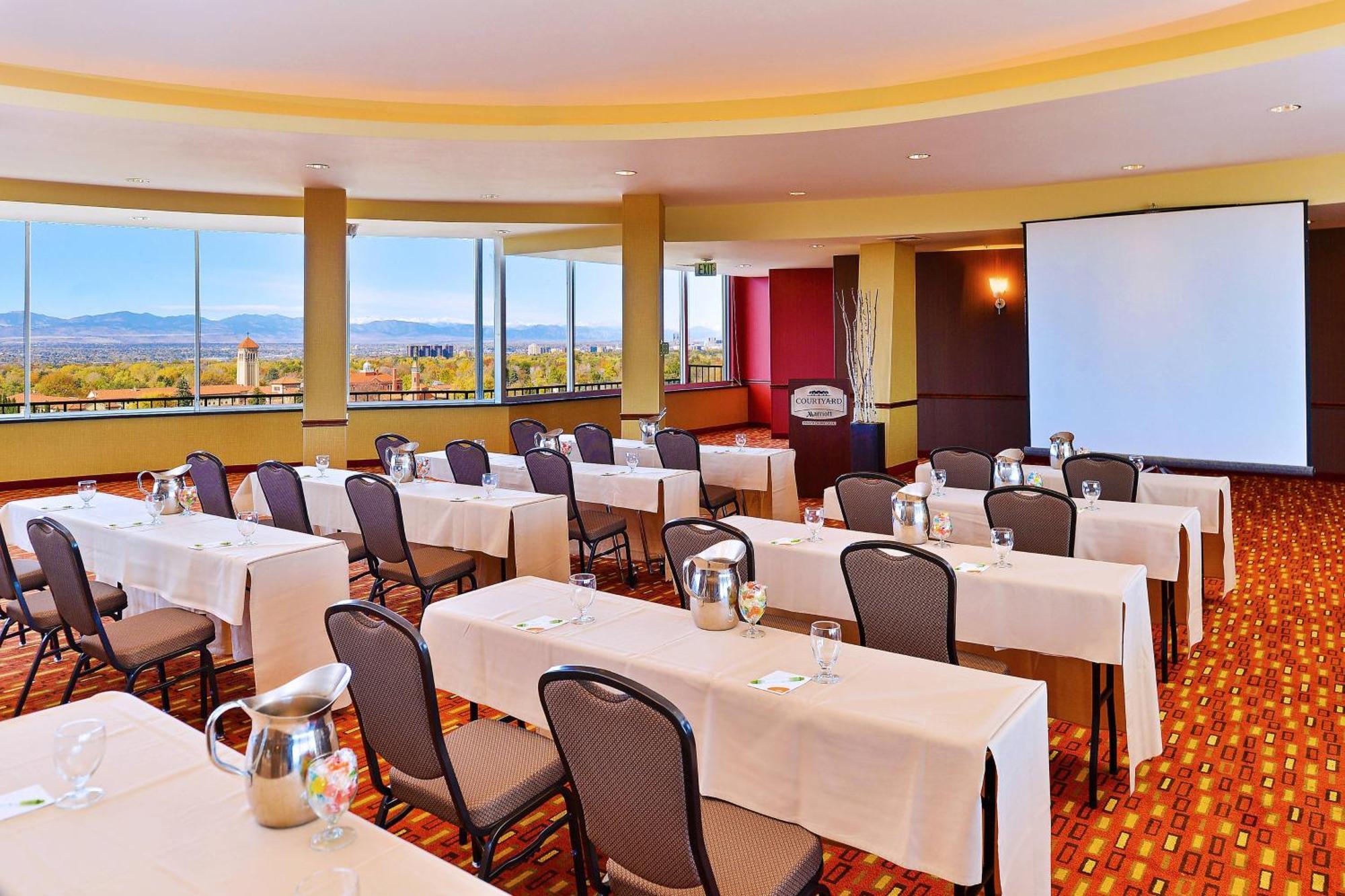 Courtyard By Marriott Denver Cherry Creek Exterior photo
